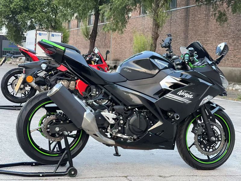 二手川崎Ninja 400