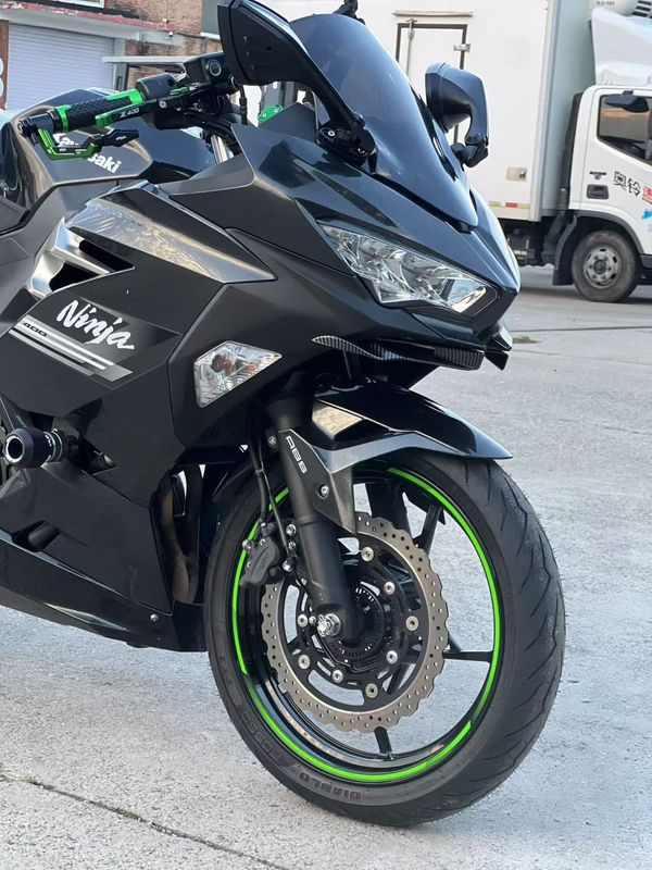 二手川崎Ninja 400