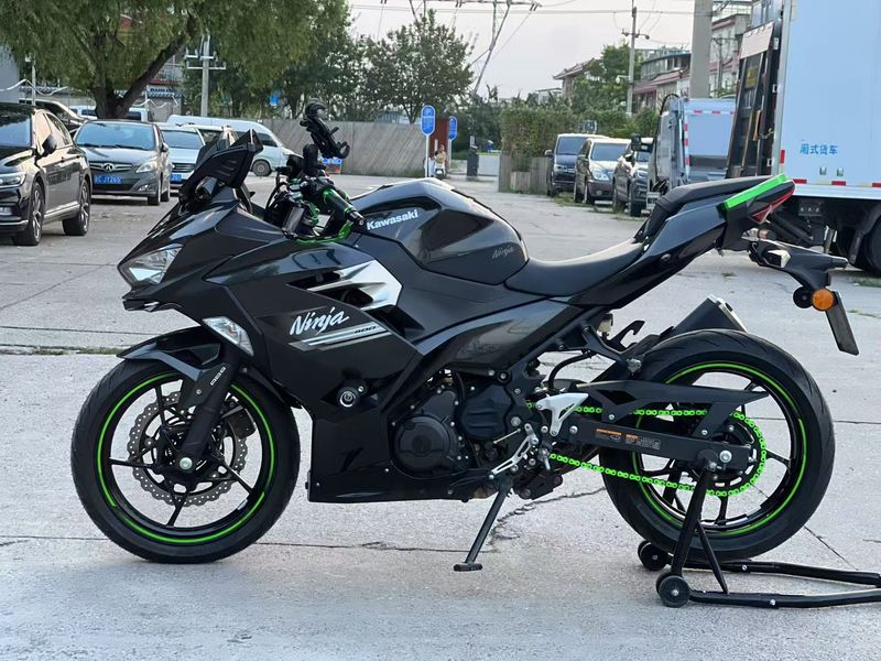 二手川崎Ninja 400