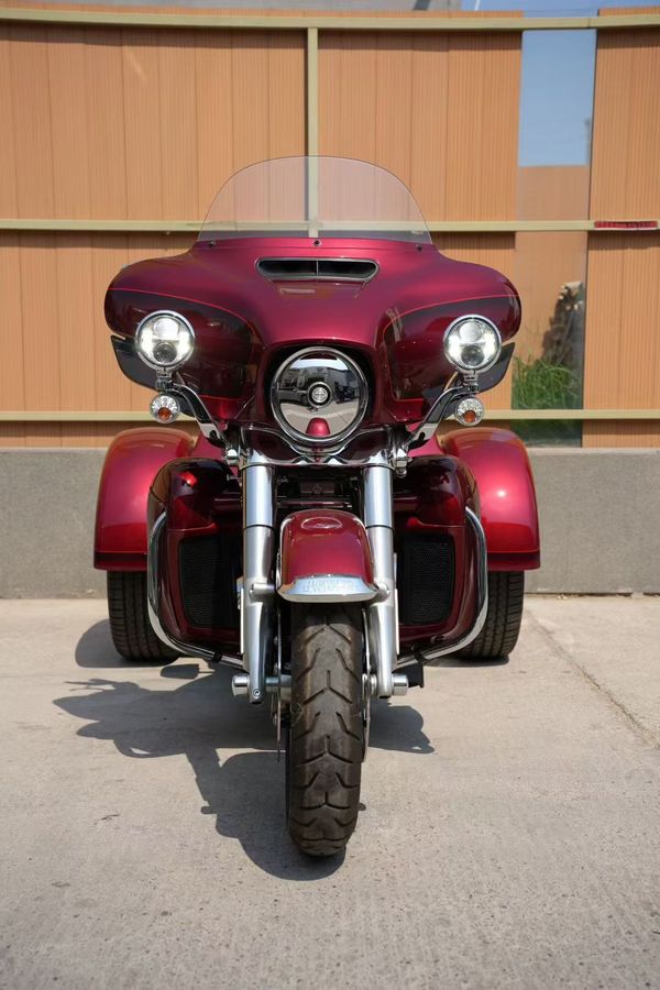 二手哈雷戴维森Tri Glide
