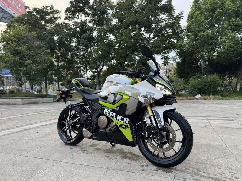 二手QJMOTOR赛250