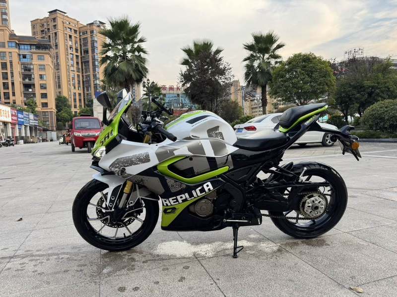 二手QJMOTOR赛250