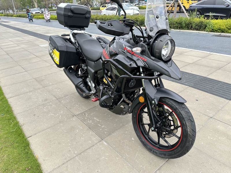 二手豪爵铃木DL250