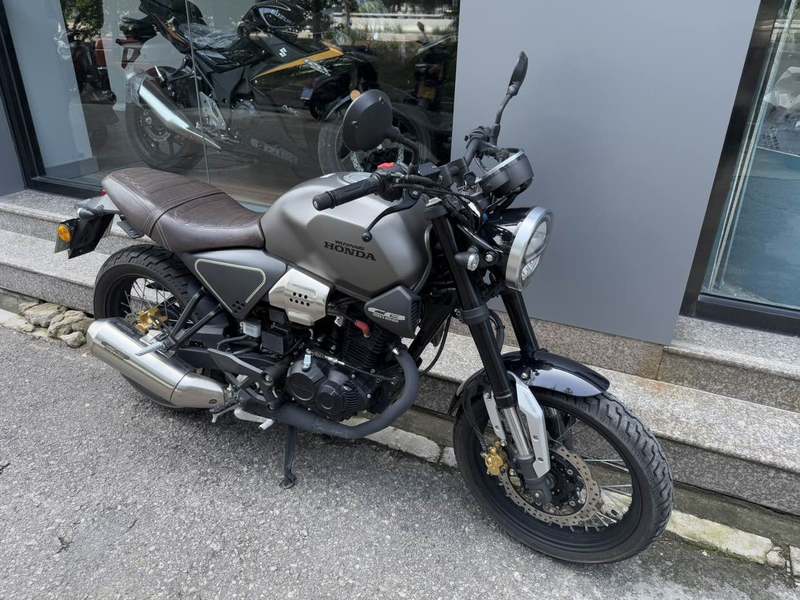 二手五羊本田鸷道 CB190SS