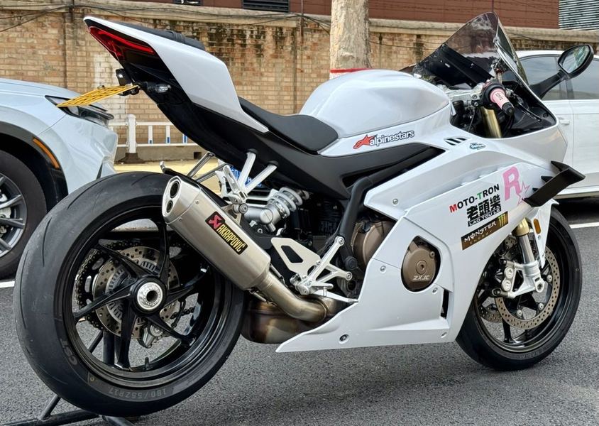 二手张雪机车500RR