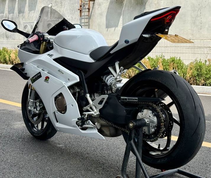 二手张雪机车500RR