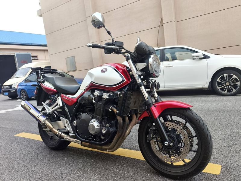 二手本田CB1300 Super Four
