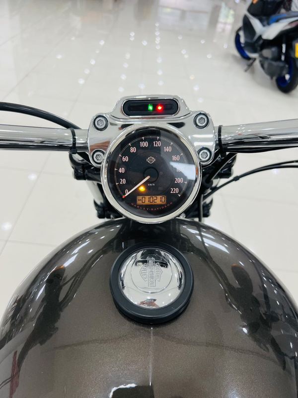 二手哈雷戴维森1200 Custom