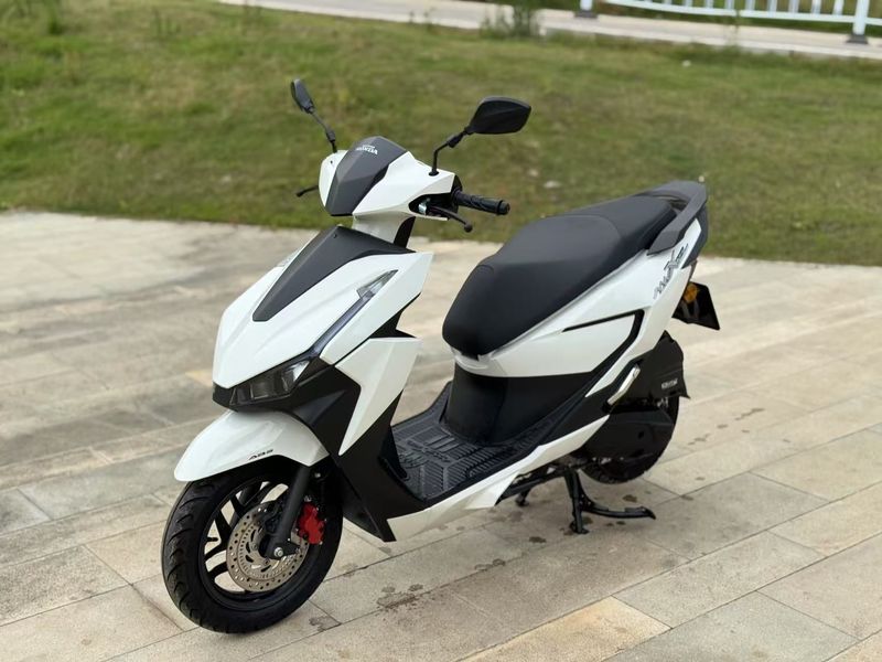 二手五羊本田NWX125