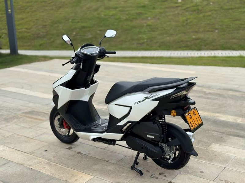 二手五羊本田NWX125