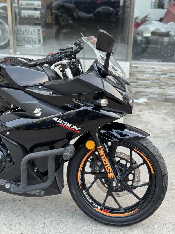 二手豪爵铃木GSX250R