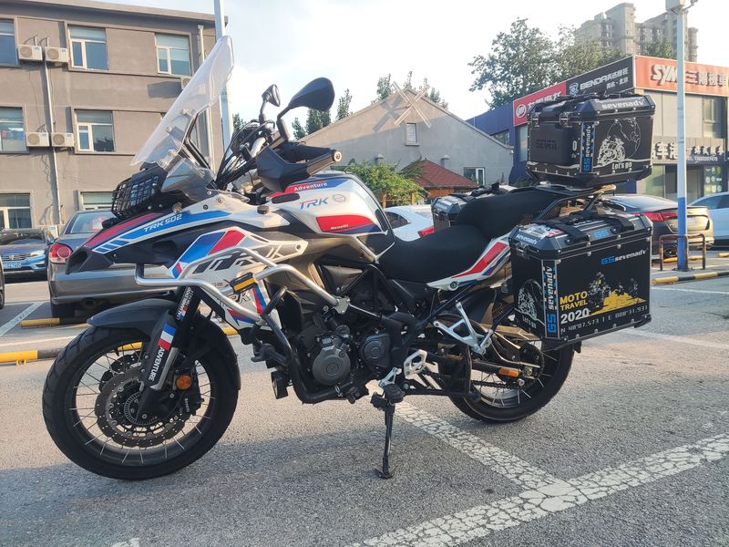 二手贝纳利金鹏 TRK502