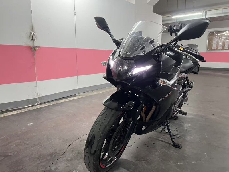 二手豪爵铃木GSX250R