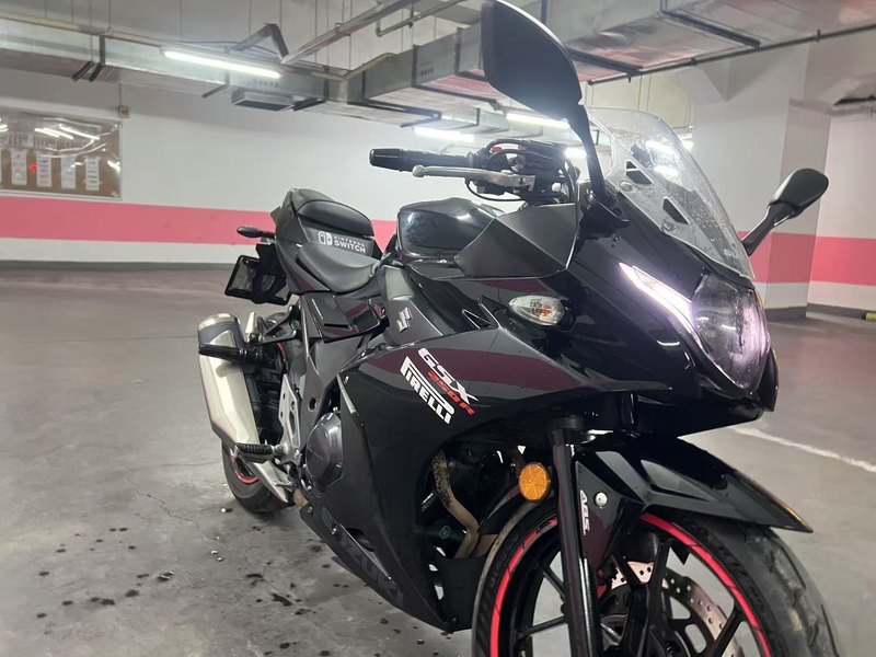 二手豪爵铃木GSX250R
