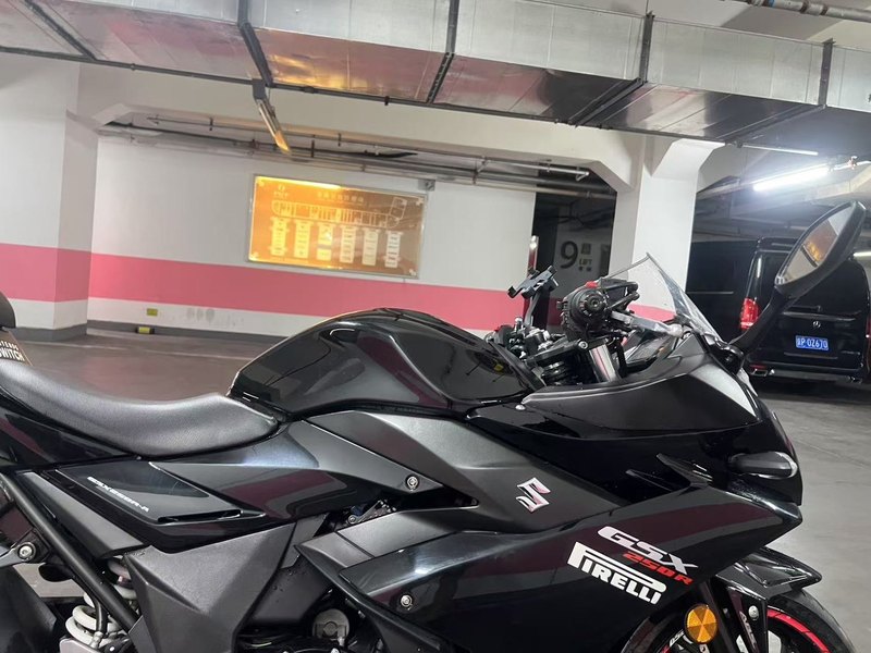 二手豪爵铃木GSX250R