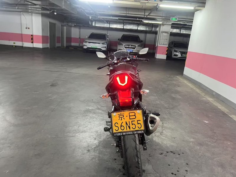二手豪爵铃木GSX250R