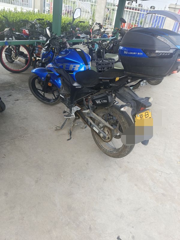二手济南铃木极客飒 Gixxer 155 NK