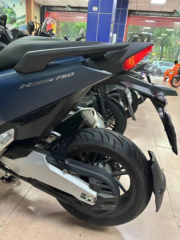 二手本田NSS750