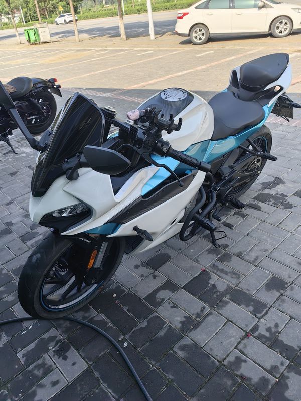 二手春风250SR