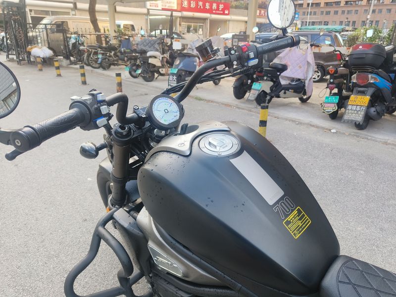 二手QJMOTOR闪700