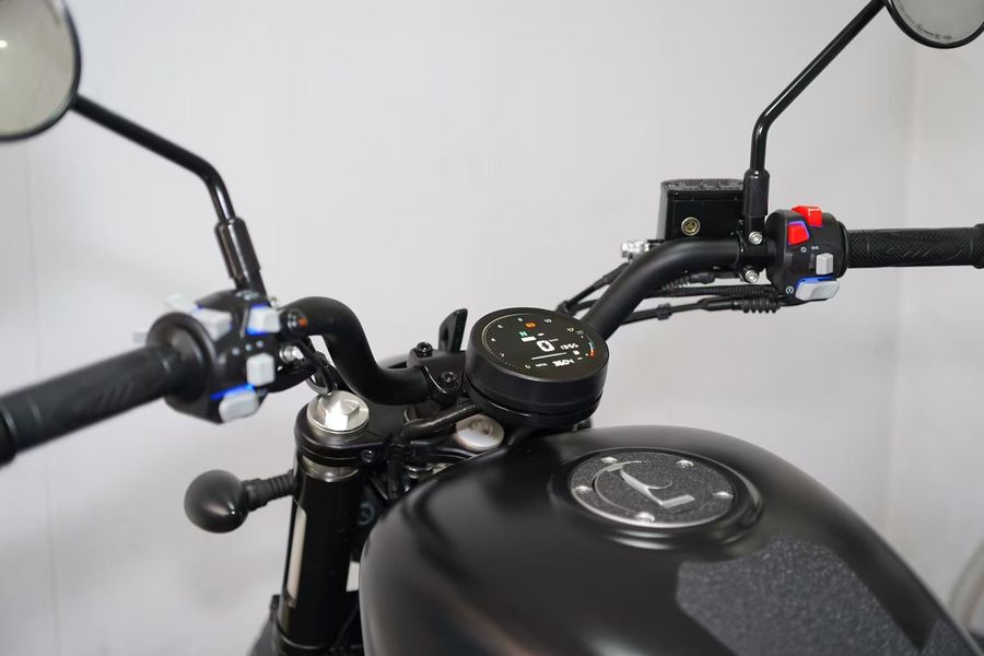 二手QJMOTOR闪300