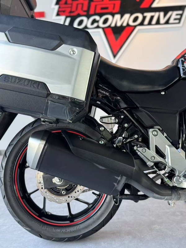 二手豪爵铃木DL250