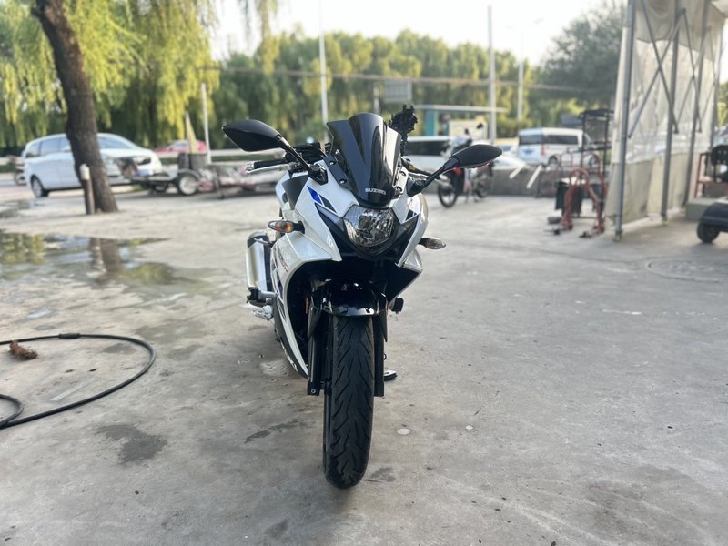 二手豪爵铃木GSX250R