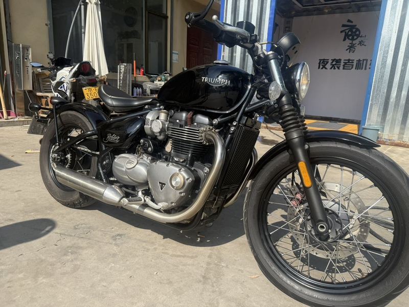 二手凯旋Bonneville Bobber