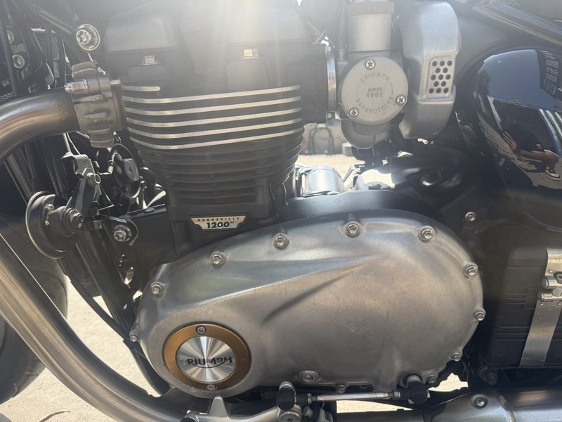 二手凯旋Bonneville Bobber