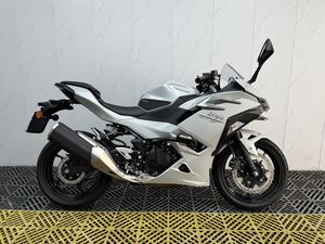 二手川崎Ninja 500