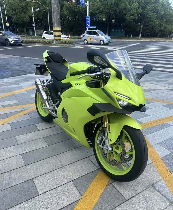 二手张雪机车500RR