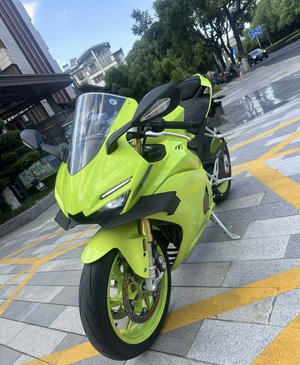 二手张雪机车500RR