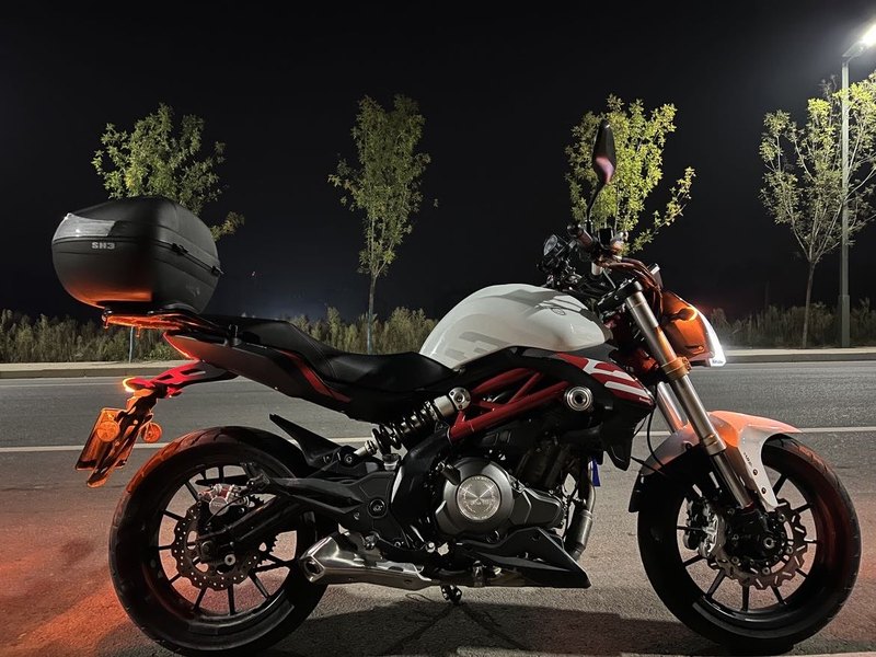 二手贝纳利蓝宝龙 BN302S