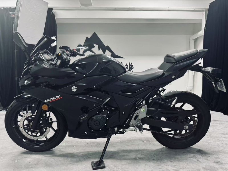二手豪爵铃木GSX250R
