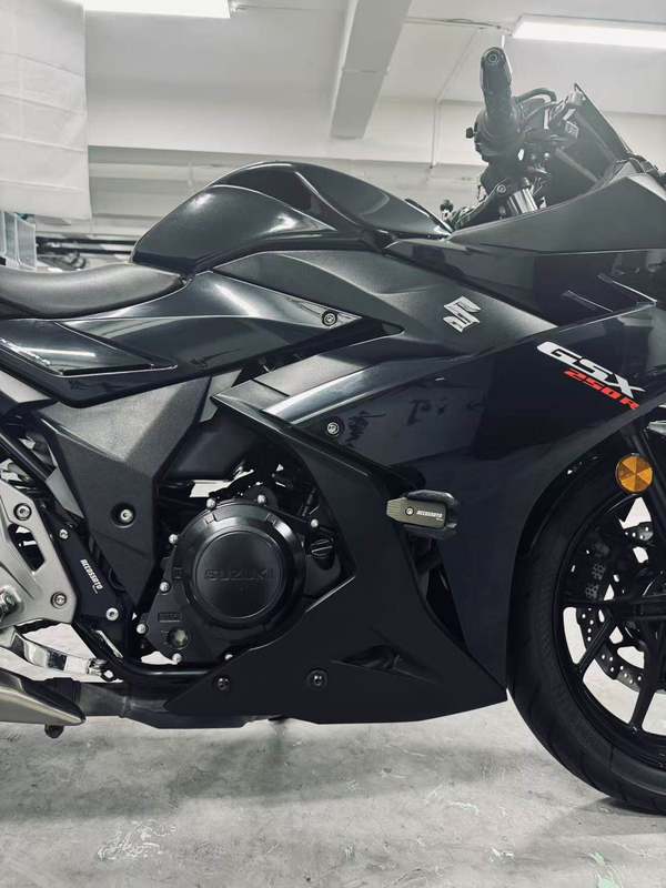 二手豪爵铃木GSX250R