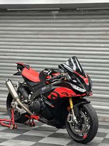 二手阿普利亚RSV4