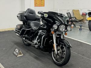 二手哈雷戴维森旗舰滑翔  Limited