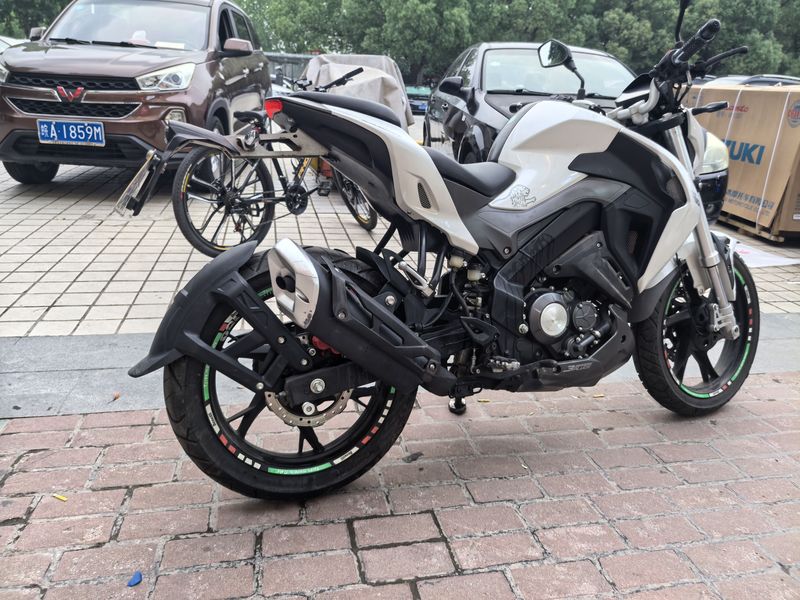 二手贝纳利小迅龙 BN150S