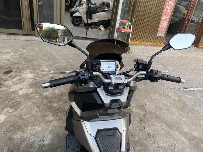 二手三阳哈士奇 Husky ADV150