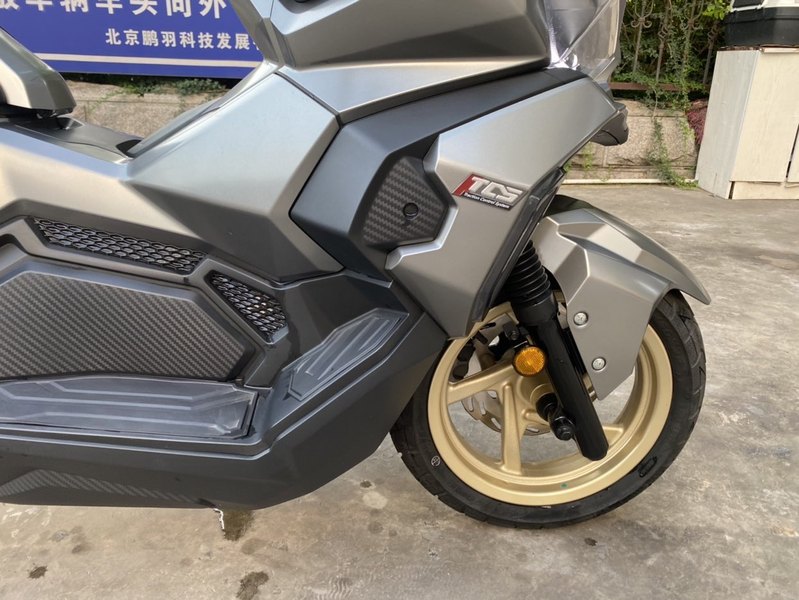 二手三阳哈士奇 Husky ADV150
