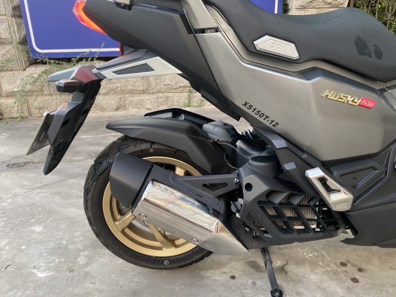 二手三阳哈士奇 Husky ADV150