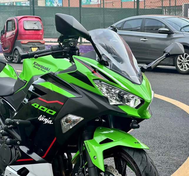 二手川崎Ninja 400