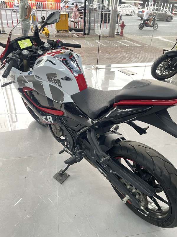 二手QJMOTOR赛250