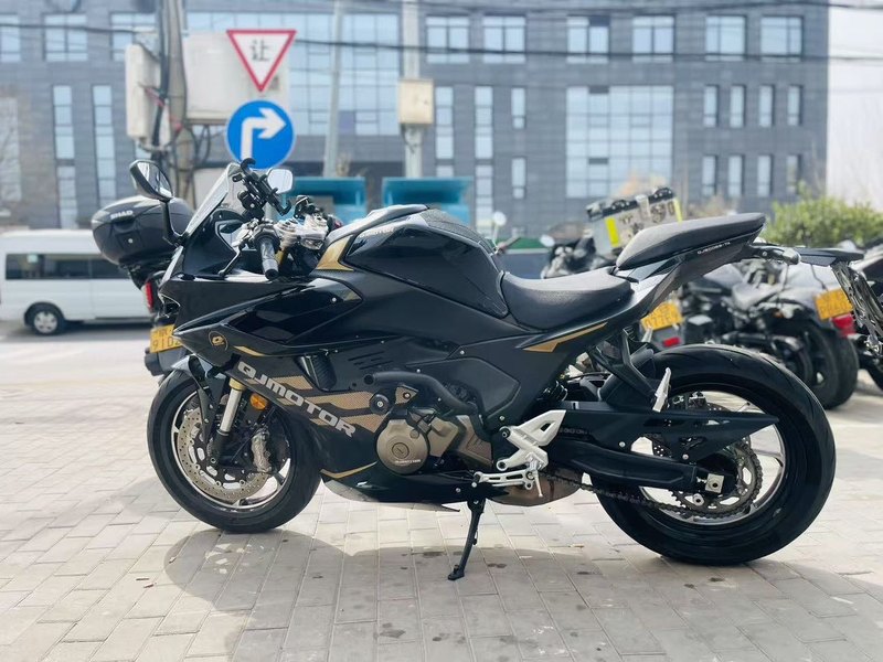 二手QJMOTOR赛550S