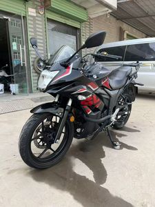 二手济南铃木极客飒 Gixxer 155