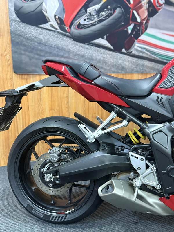 二手本田CBR650R