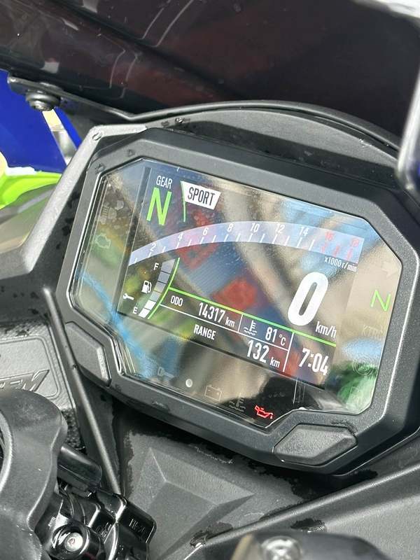 二手川崎ZX-4R