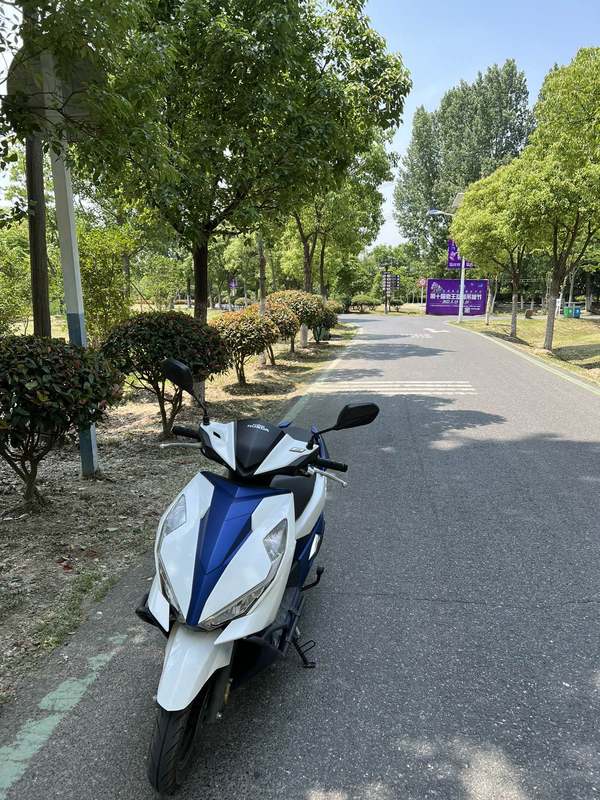 二手五羊本田NX125