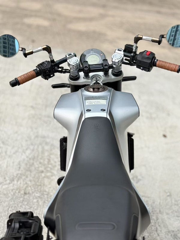 二手HUSQVARNA白箭 401