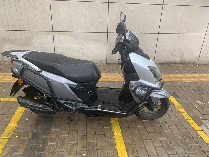 二手济南铃木UY125